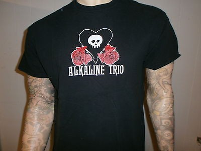 ALKALINE TRIO T SHIRT Punk Rock Concert Tour Skull Roses Heart FREE 