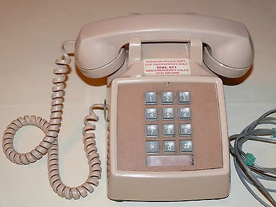   WESTERN ELECTRIC 2500 DMG TOUCHTONE TELEPHONE *BELL SYSTEM PHONE