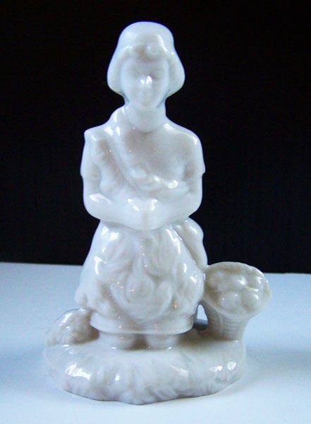 Vintage White Ceramic HOLLAND MOLD Girl Basket Kneeling Fruit Figurine