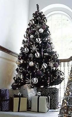   TUXEDO BLACK COLORADO PINE CHRISTMAS TREE (400 Lights / 600 Tips