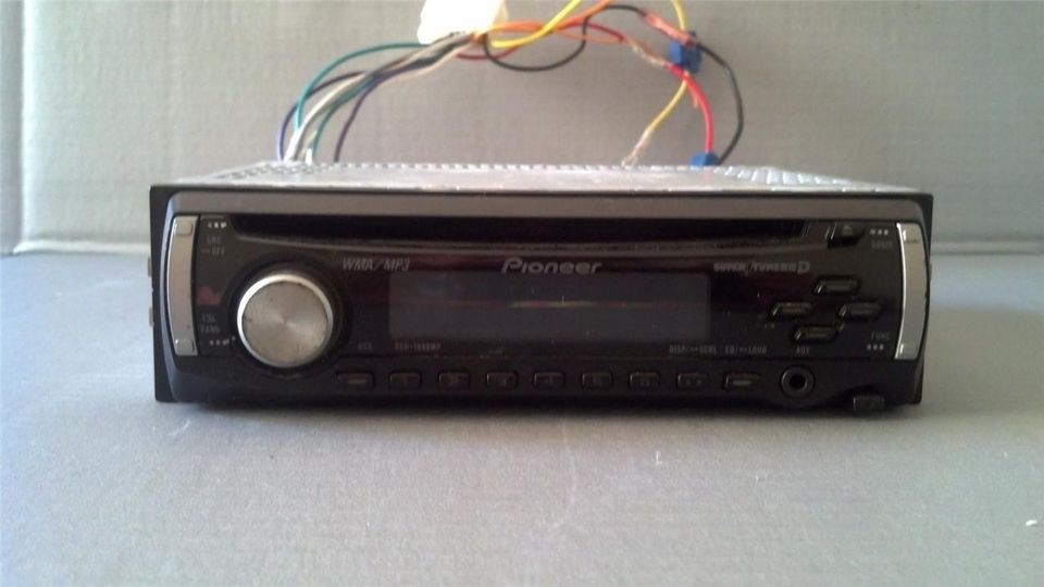 PIONEER DEH 1900MP CAR CD  CDR RECEIVER WITH FACEPLATE