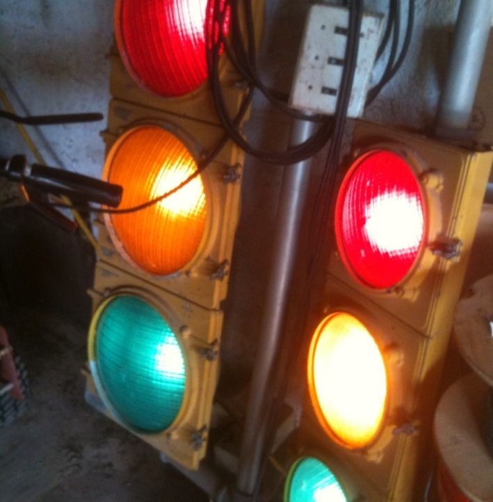 Working Vintage Dual Stop Traffic Light Plug In With Switches