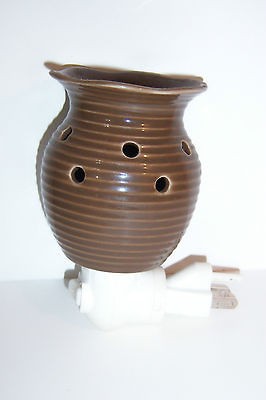 Scentsy Brown Groovy Plug In Warmer