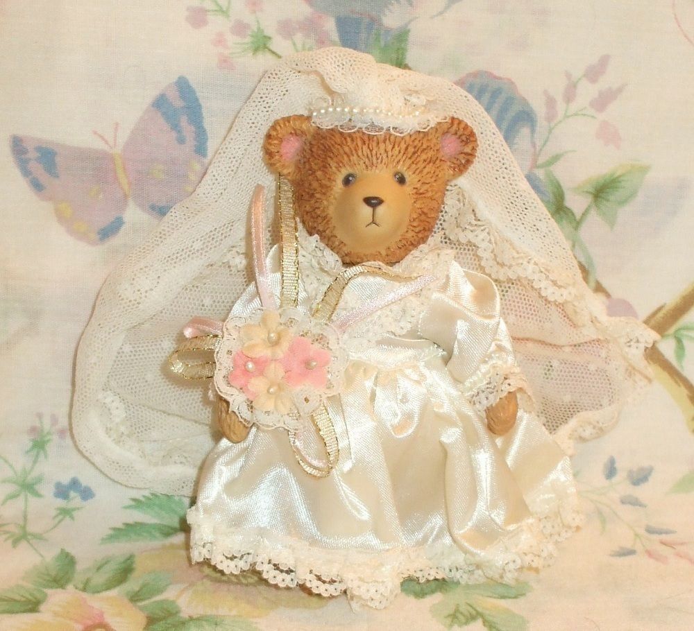 RUSS TEDDY TOWN 5 VINYL BRIDE BEAR FIGURINE DOLL IN SILKY WHITE 