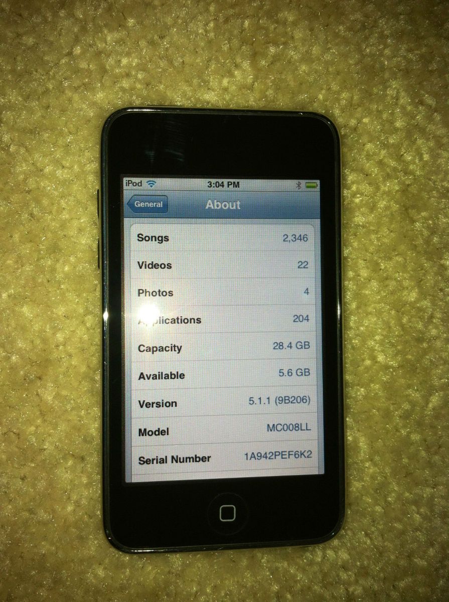 Apple iPod touch 3rd Generation 32 GB in iPods &  Players