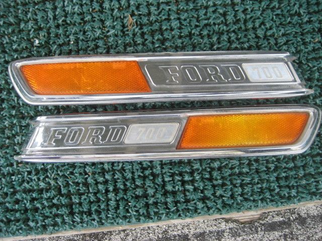 1972 Ford truck F700 hood emblems spears 1968 1969 1970 1971
