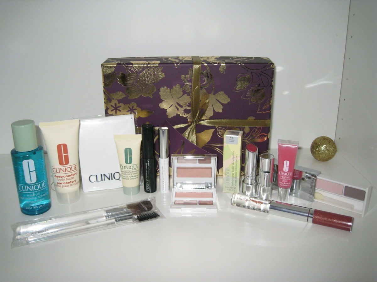 Clinique Gift Set Makeup Skincare In Xmas Gift Box A NEW IN BOX