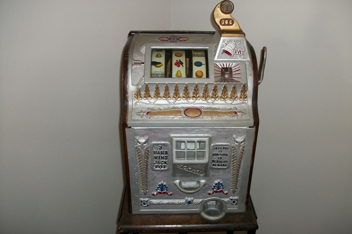 Antique 1929 Mills 25 Cent Liberty Bell Slot Machine Very RARE Nice