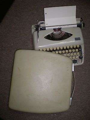 Vintage retro lovely grey ADLER TIPPA GRUNDIG German typewriter