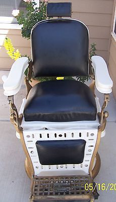 Antique Emil J. Paidar Barbers Chair NS527 1910 1920