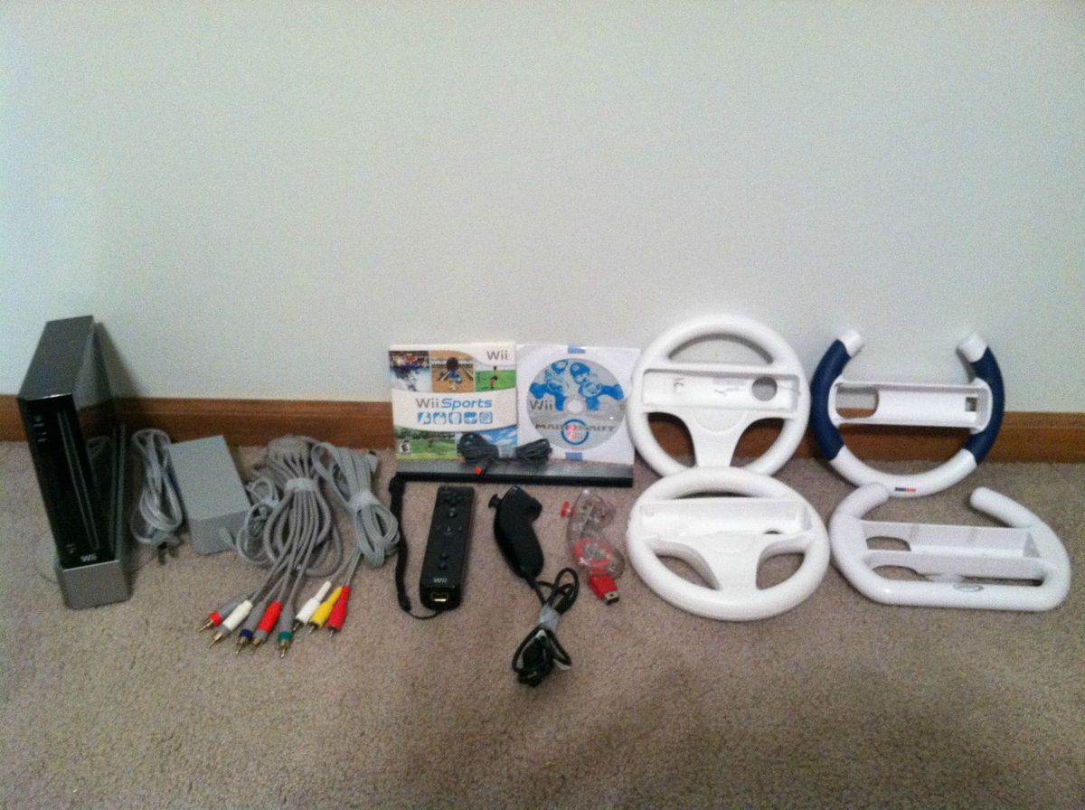 Wii Black Console Mario Kart 4 Steering Wheels Component Cable Bundle